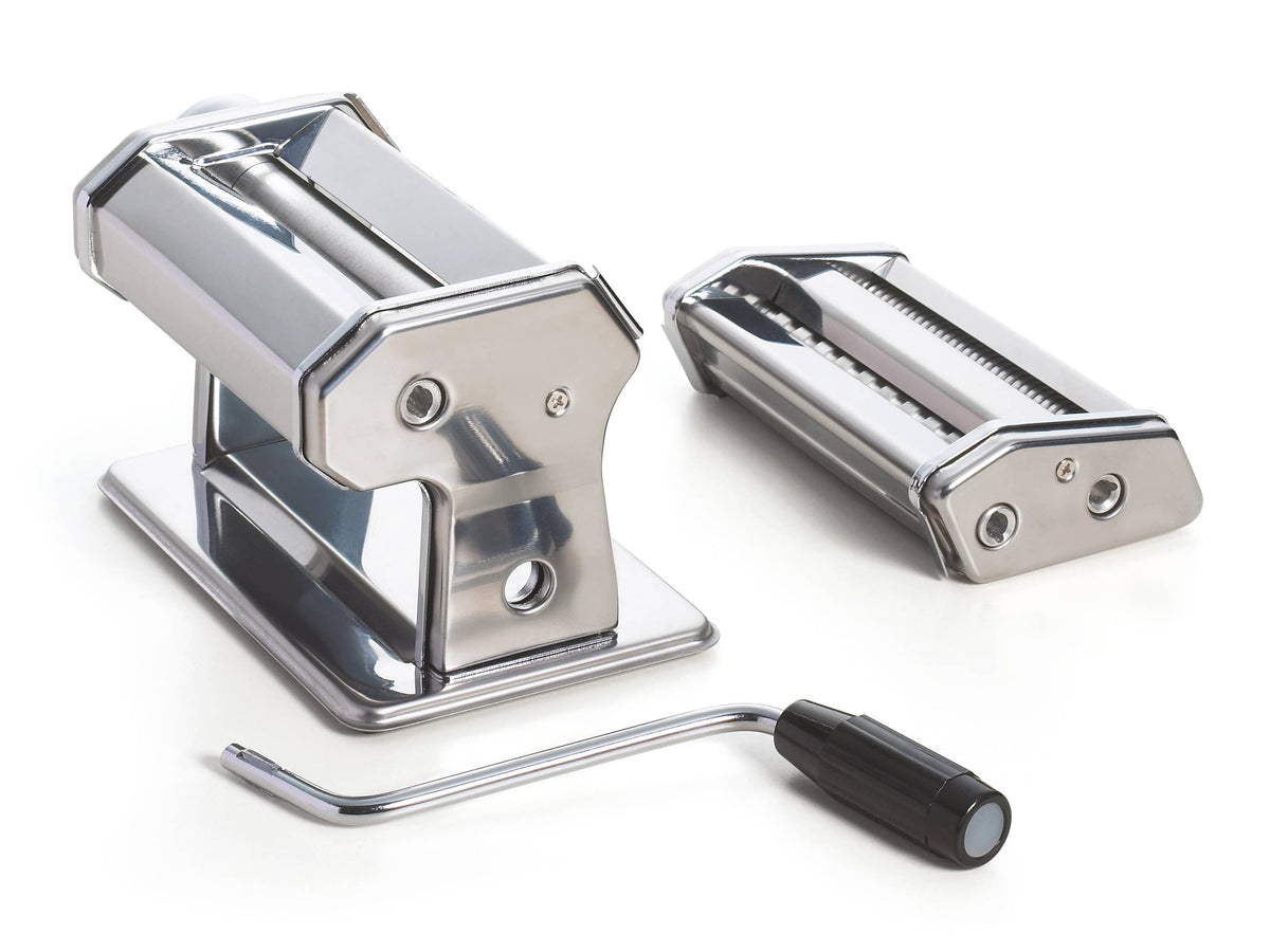Pasta machine