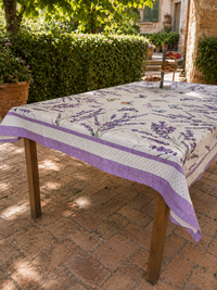 Italiaans tafelkleed Lavanda e Farfalle - katoen - lavendelprint